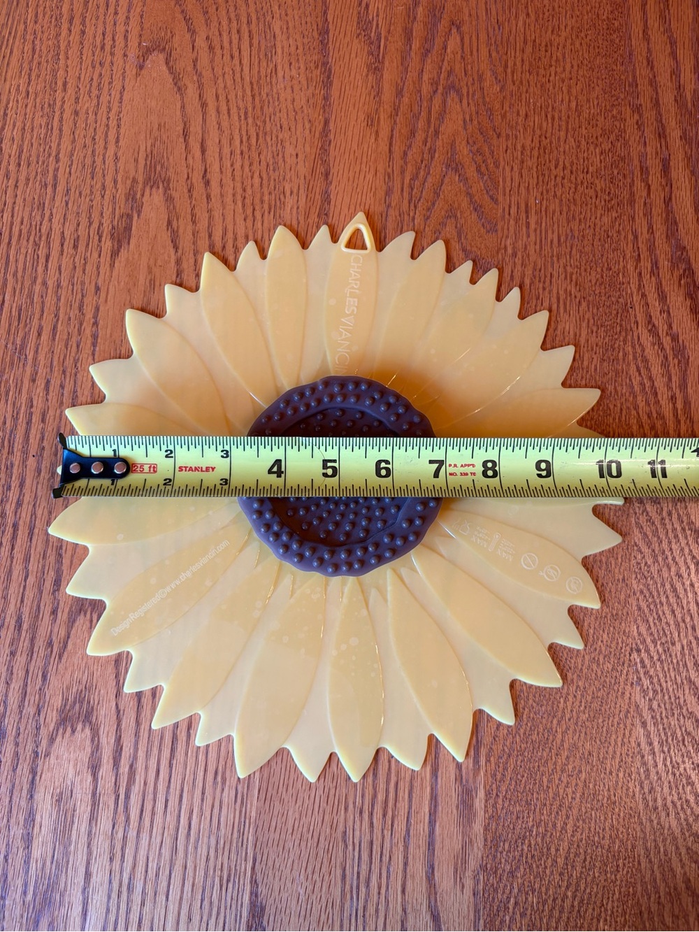 Charles Viancin Silicone Sunflower Pot or Bowl Covers - Set of 2 - Picture 3 of 3
